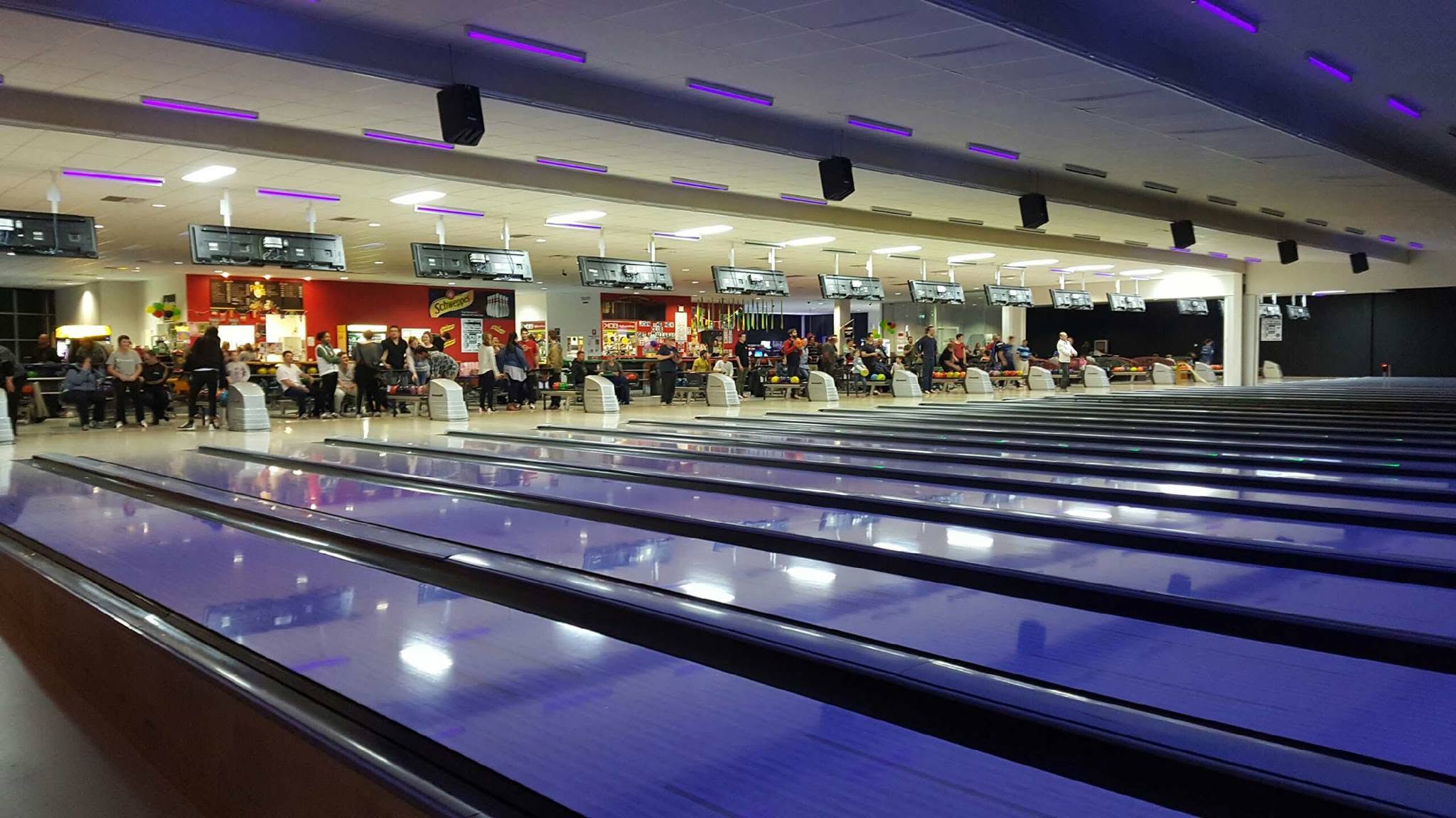 OZ Tenpin Bowling Chirnside Park