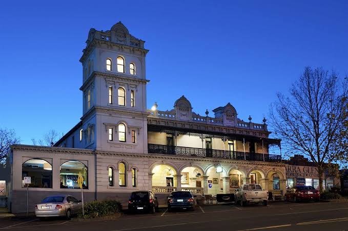 Yarra Valley Grand Hotel entrance
