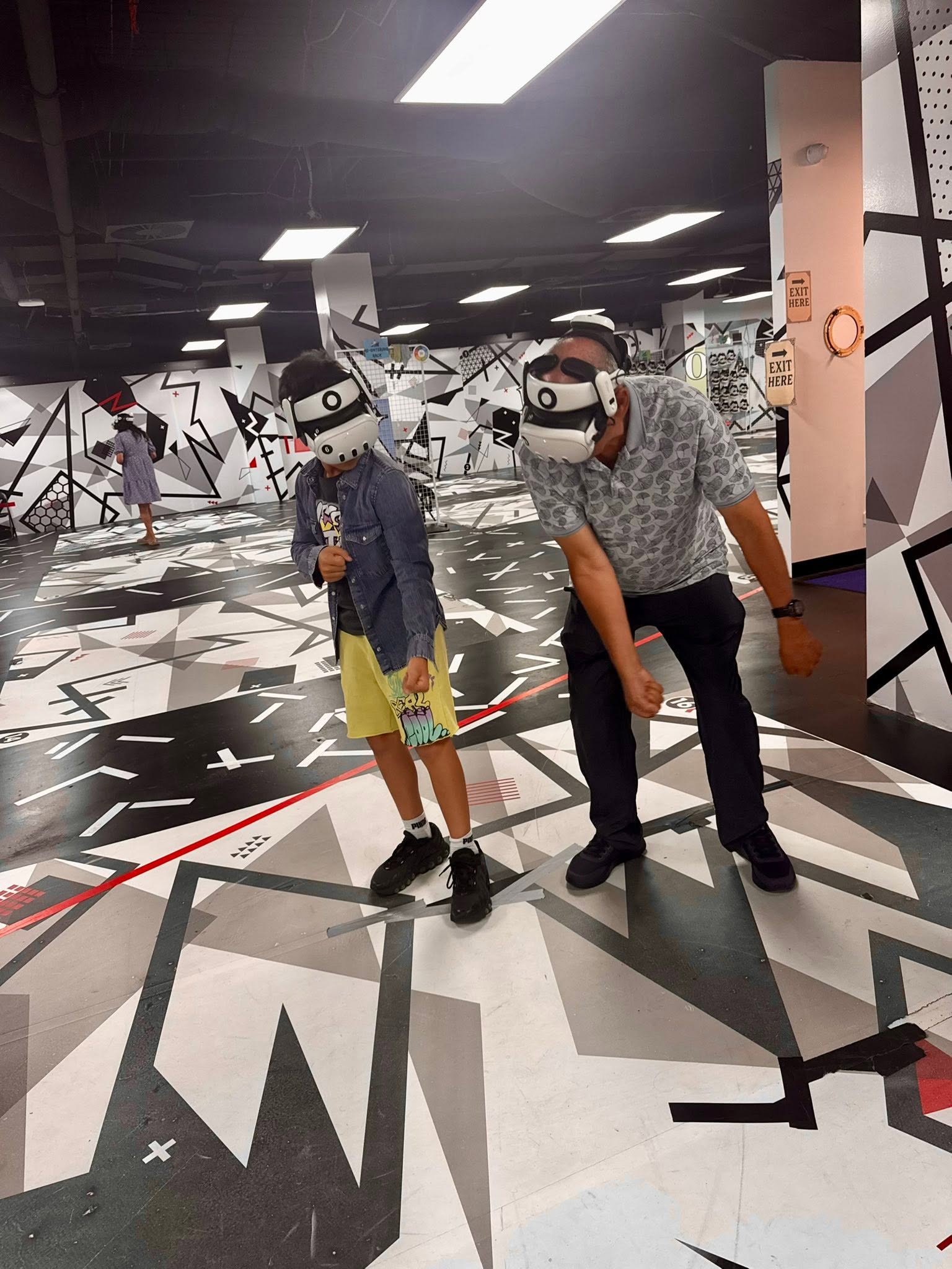 adults and children vr