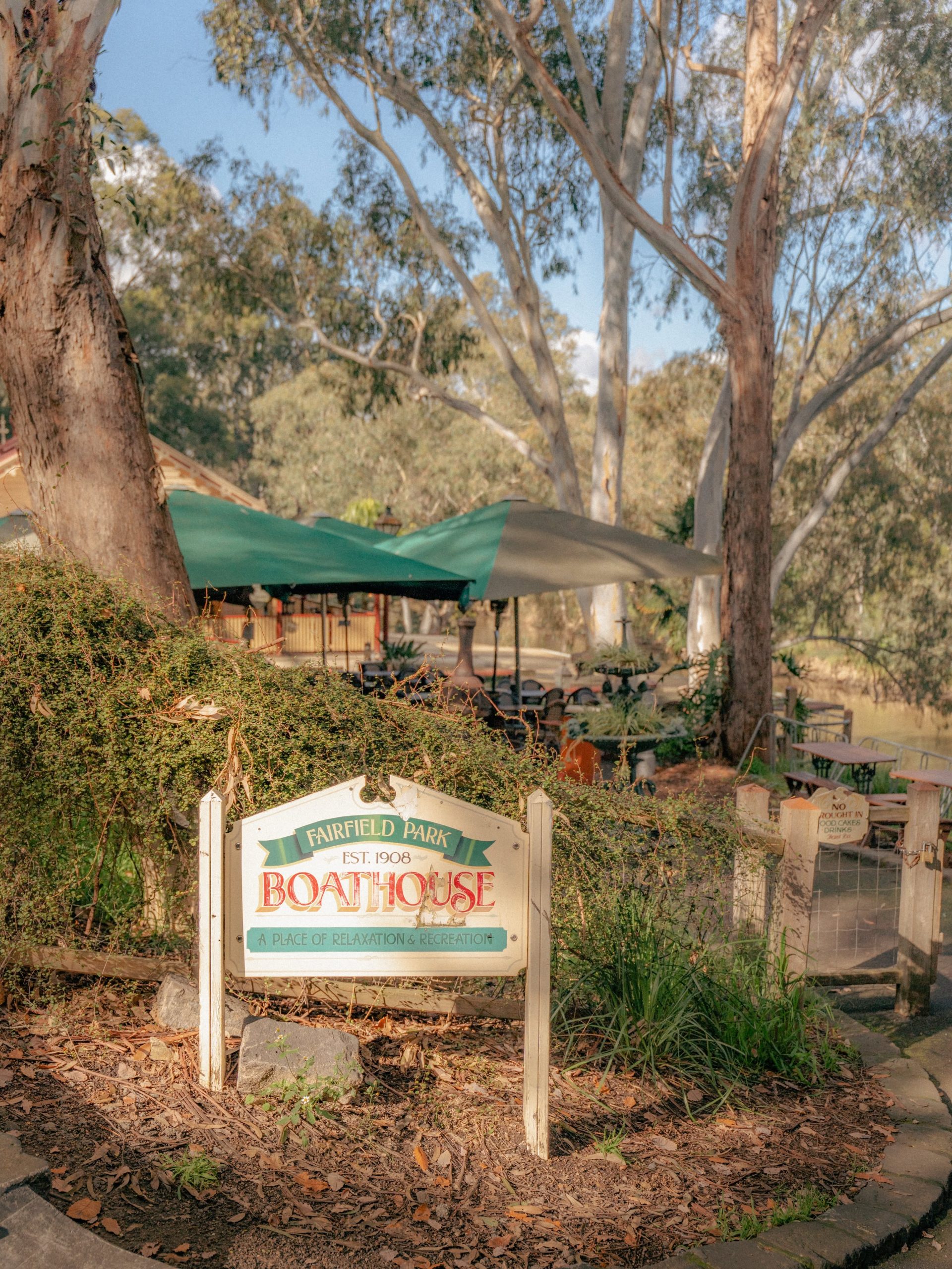 entry boathouse