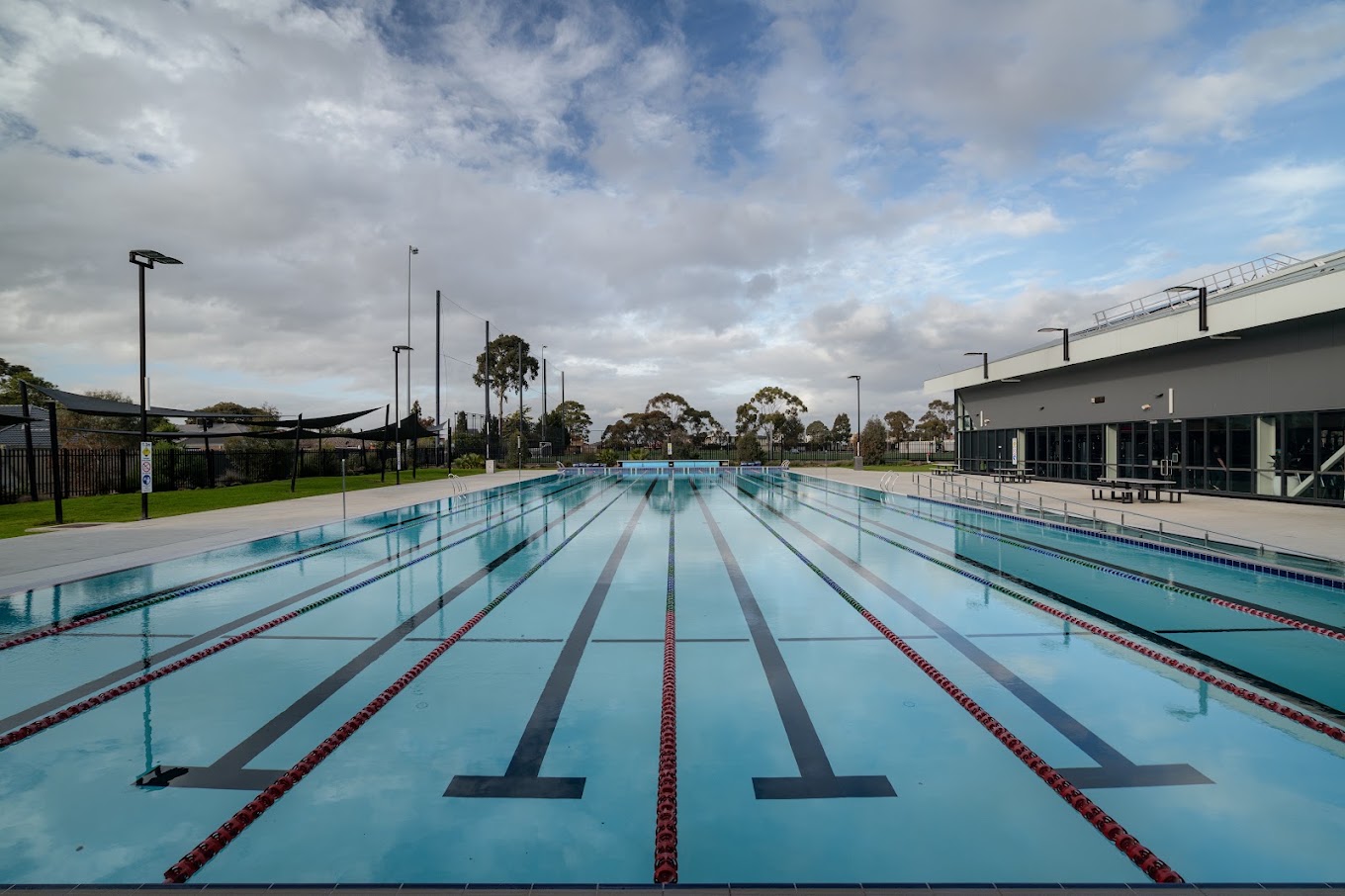 keilor east outdoor pool