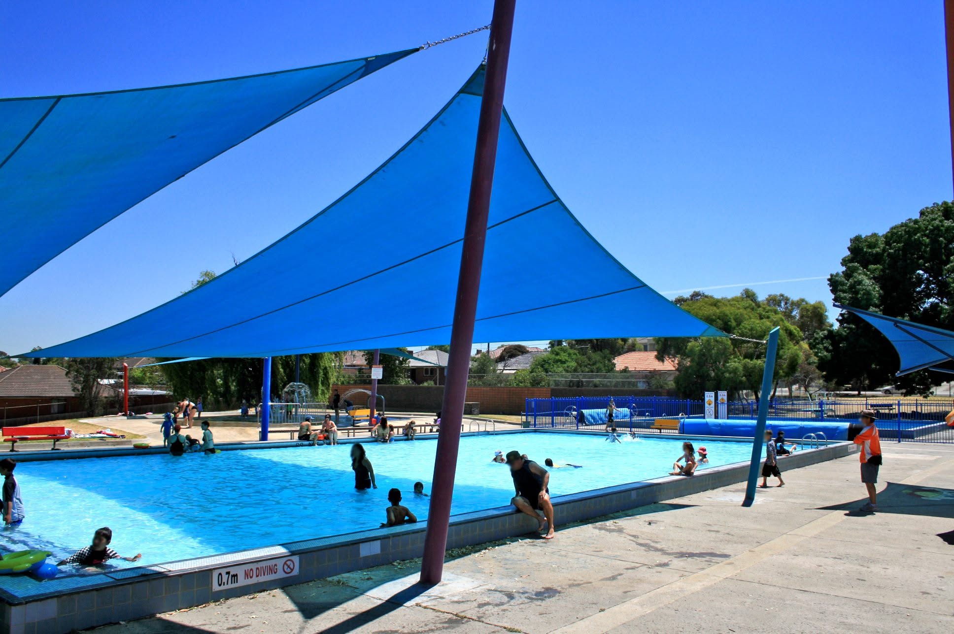 local pascoe vale pools