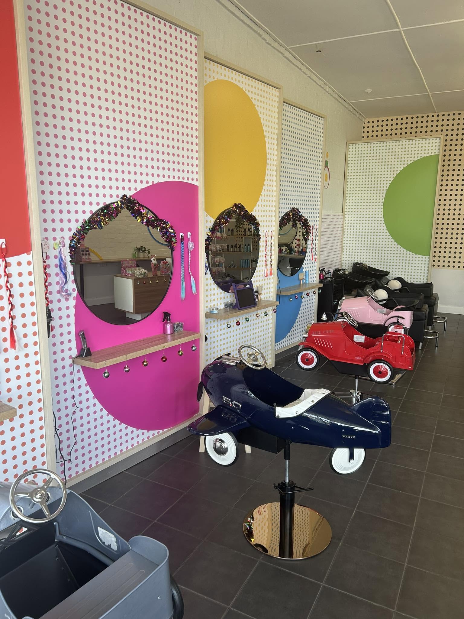 toddlers hair salon